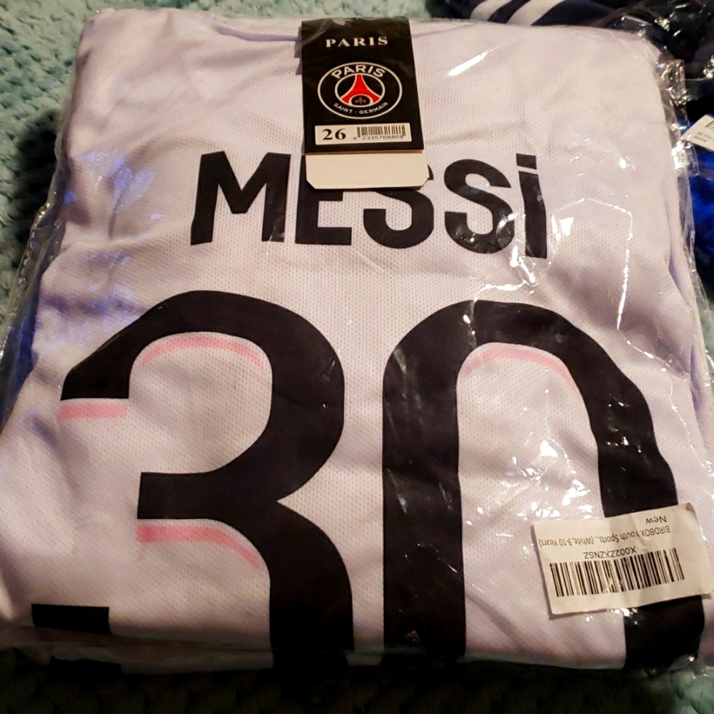 Birdbox Paris Soccer Set